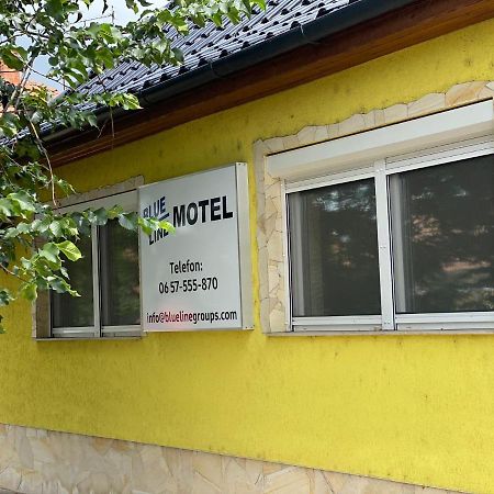 Blueline Motel Jászberény Esterno foto