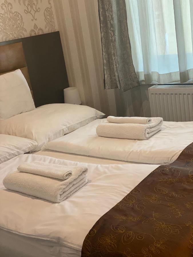 Blueline Motel Jászberény Esterno foto