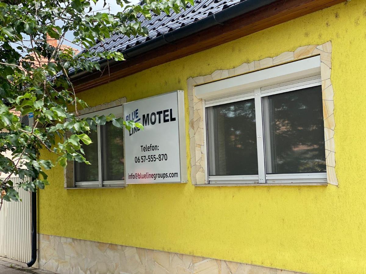 Blueline Motel Jászberény Esterno foto